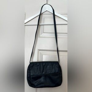 Samantha Scott Navy Blue Leather  Crossbody Bag Purse 10” x 7” Lightweight